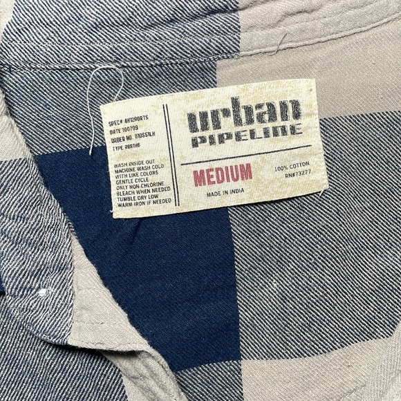 Blue flannel - Picture 4 of 4